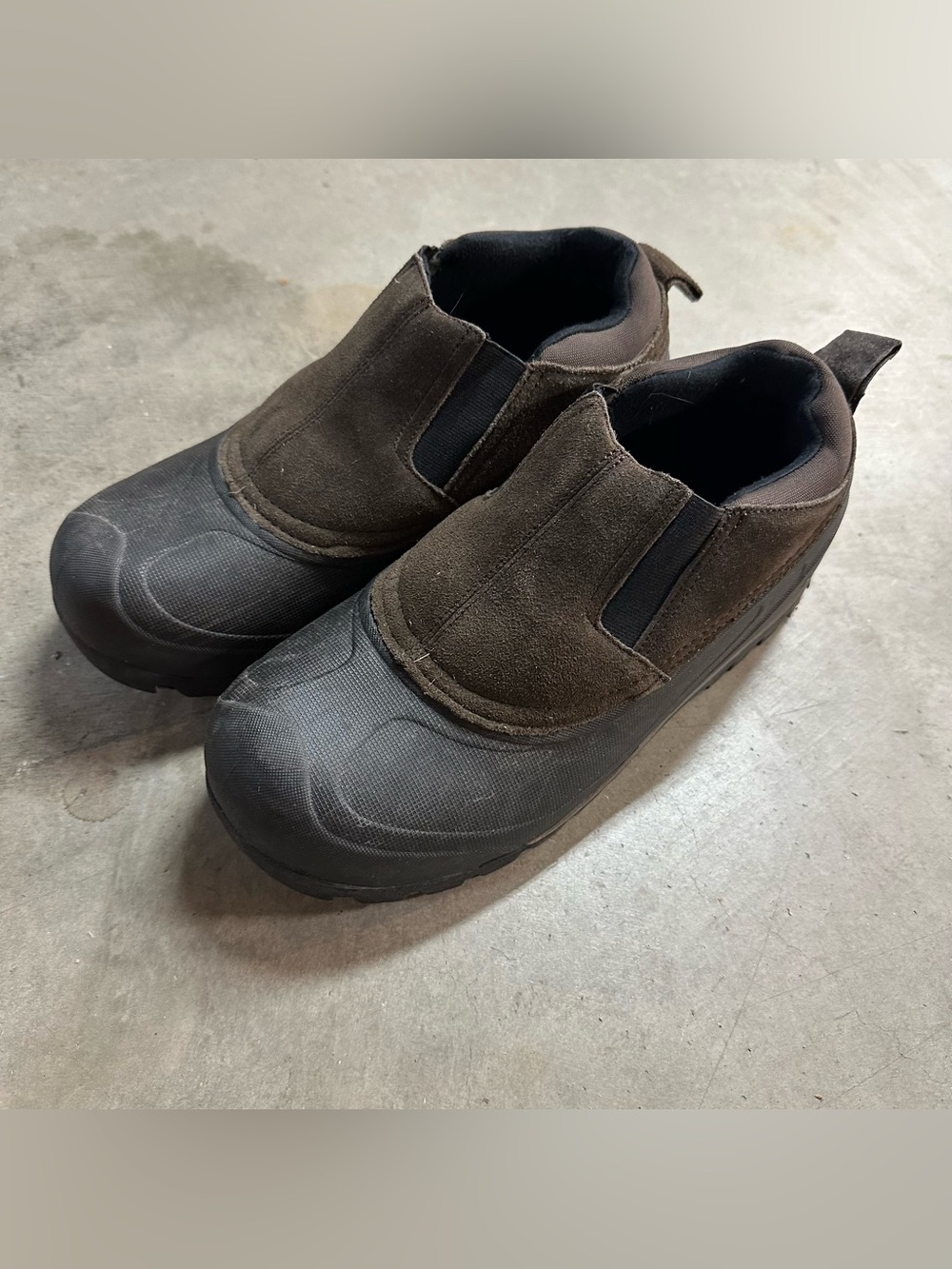Northside Brown & Black Slip-On Suede Rubber Toe Loafers 📦